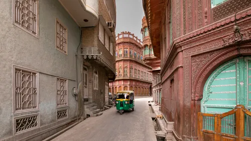 From Palaces To Forts – 8 Places To Visit In Bikaner