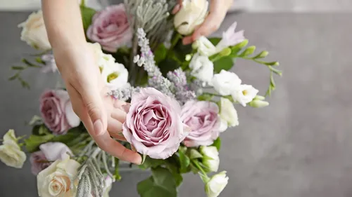 Seven Ways To Give Your Home The Touch Of Spring With Flowers 