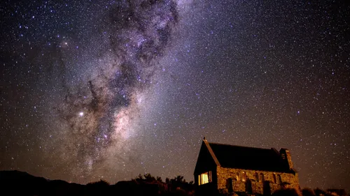 NYE Special: Cuddle, Stargaze And Chill At These Magical Places Around The World 