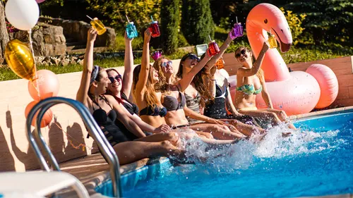 7 Getaways To Plan With Your Bridesmaids Before You Say ‘I do’