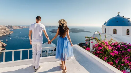 10 Romantic Experiences Across The Globe For The Most Luxurious Honeymoon 