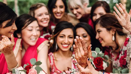 The Perfect Guide To Preparing For Your Best Friend's Wedding