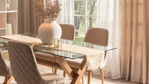 12 Delightful Dining Table Centerpiece Ideas for Everyday