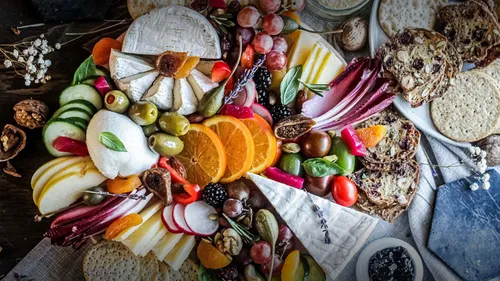 Make The Perfect Charcuterie Board For Your Sweetheart This Valentine’s Day 
