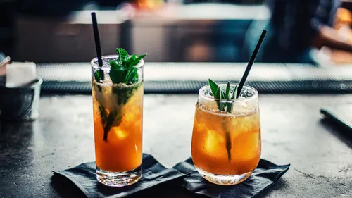 Here’s How Cold-Brewed Teas Can Get You Through The Hot Summer 