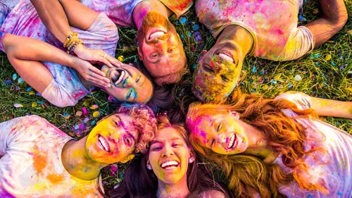Fun Holi Parties In Mumbai To Enjoy This Year