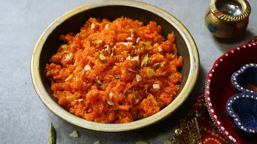 Swap Milk and Sugar In Gajar Ka Halwa With These Ingredients