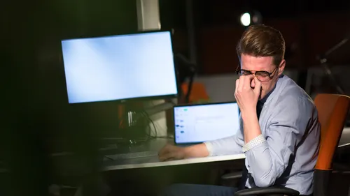 Why Your Screen Time Is Hurting You And How To Minimise It