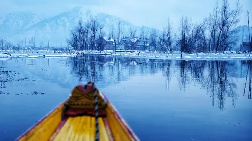 In Kashmir, Go Off The Beaten Path To Discover Hidden Gems 