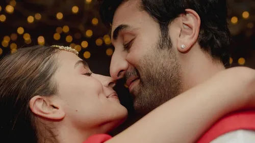 Why Are We So Obsessed With The Love Lives Of Celebs?