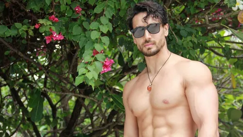 Tiger Shroff’s Workout Videos Will Inspire You to Hit The Gym