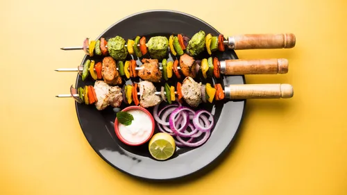 8 Amazing Restaurants In Mumbai To Treat Yourself To Scrumptious Punjabi Food