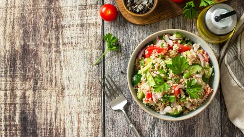 Quick, Refreshing And Healthy Salads To Make This Summer 