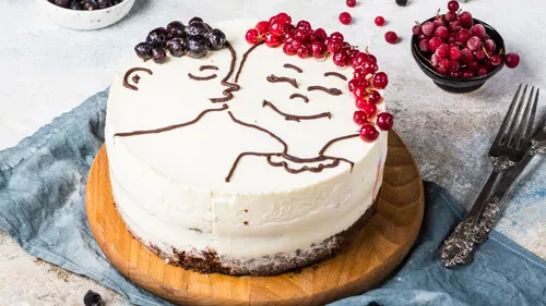 15+  Valentine's Day Gifts for Food And Drink Lovers