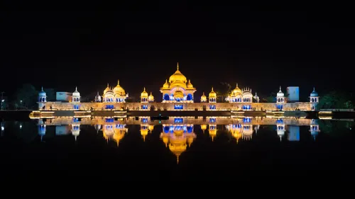 5 Must-Visit Temples in Vrindavan For Every Lord Krishna Devotee