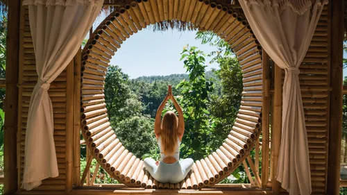 Say Goodbye To Leg Aches: Effective Yoga Exercises & Poses For Knee Pain