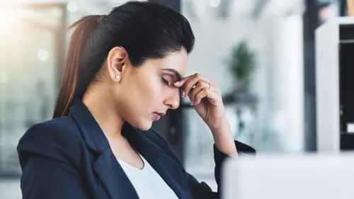 Lost in a Mental Haze? Here's What You Need To Know About Brain Fog