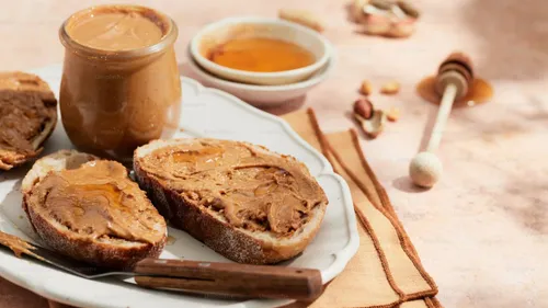 Peanut Butter Or Almond Butter? Here's How To Decide What's Better For You