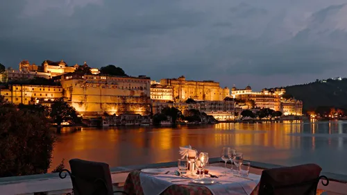 8 Enchanting Destinations In India For An Intimate Romantic Escape