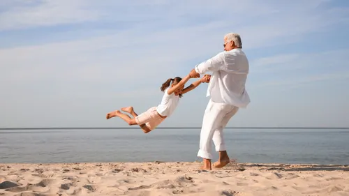 6 Of The Most Memorable Onscreen Grandparents In Hollywood Films