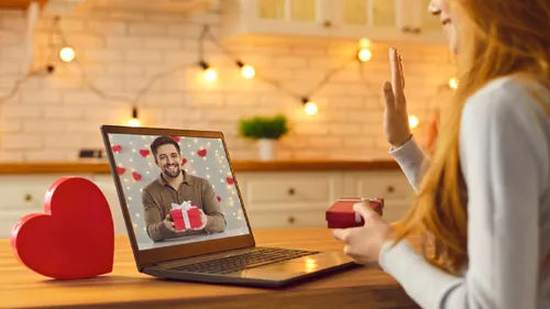 11 Tips To Make Long-Distance Relationship Work 