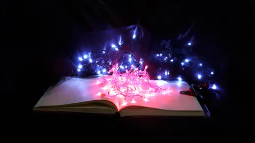  Cosmic Library Of You: Accessing Your Akashic Records For Deep Healing