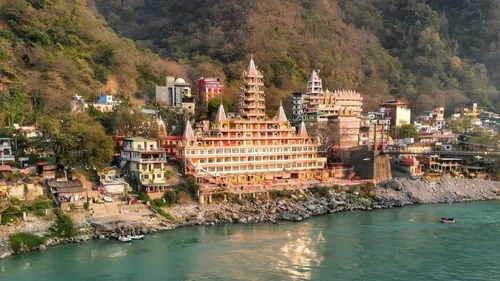 Explore Temples In Uttarakhand: Kedarnath, Badrinath & More