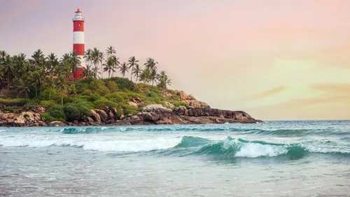 Best Places Visit To Kovalam — Beaches, Backwaters, & Cultural Delights