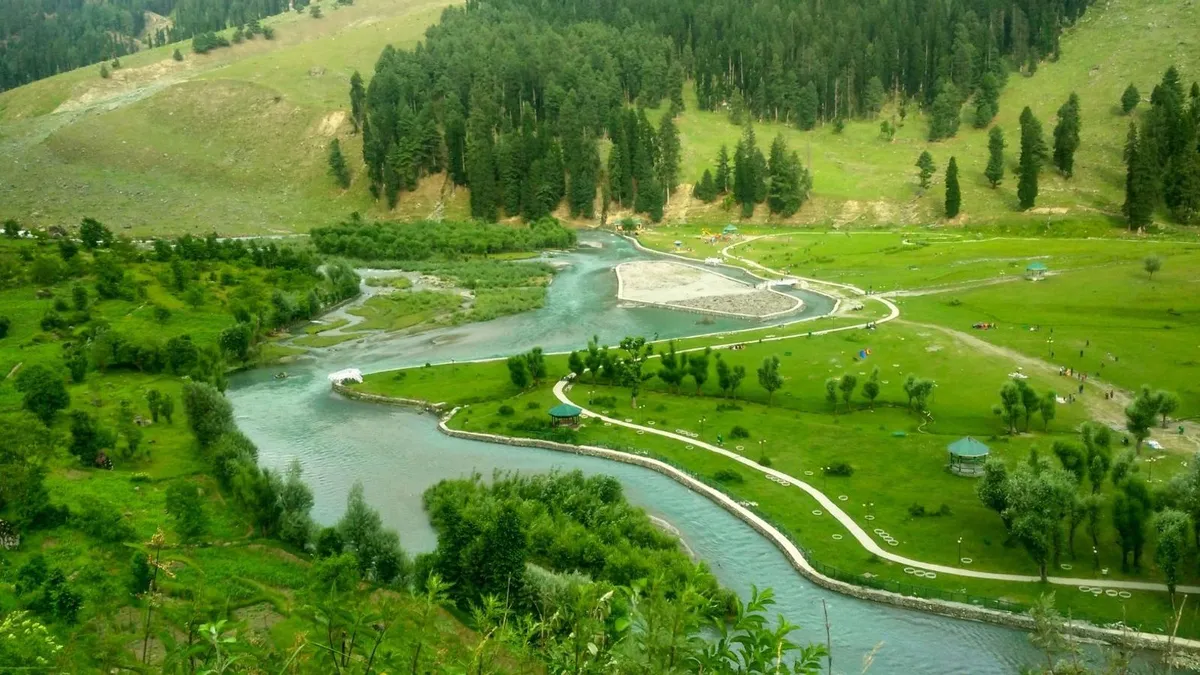 Betaab Valley
