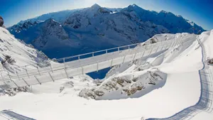 Titlis Cliff Walk