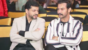 Amit Shah, Chief Cluster Officer - North, West, and Premium at Zee Entertainment Enterprises Limited, in conversation with actor Addinath Kothare. 