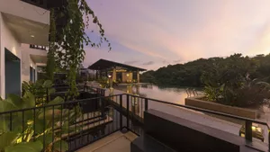 East India House, Gorai