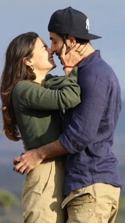 6 Dreamy Bollywood Celebrity Proposals