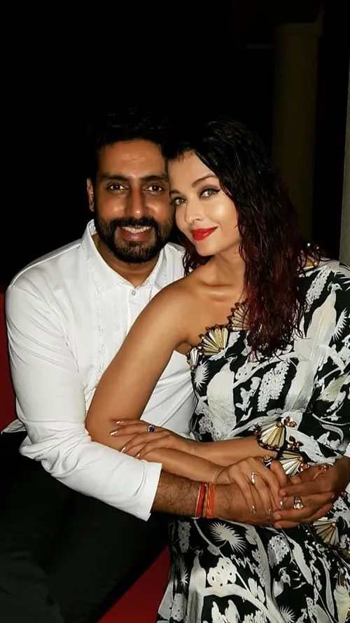 These Pics Of Aishwarya Rai Bachchan And Abhishek Bachchan Exude Major Couple Goals