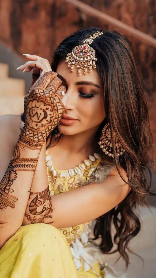 See The Most Beautiful Engagement Rings Of Bollywood Celebrities