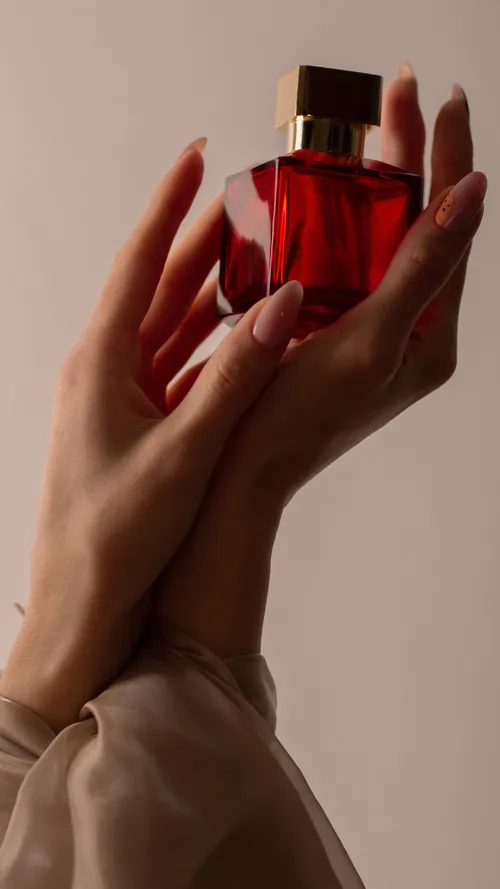 How To Select The Right Perfume For The Winters