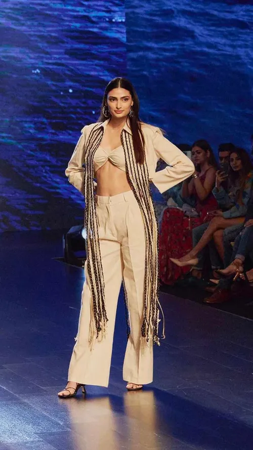 6 Show-Stopping Celebrity Looks From Bombay Times Fashion Week 2022