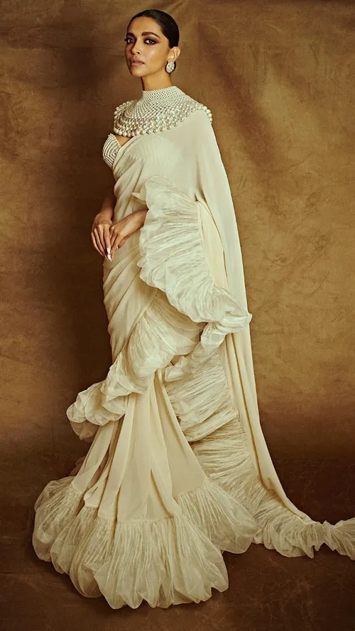 8 Ways To Drape A Saree This Festive Season