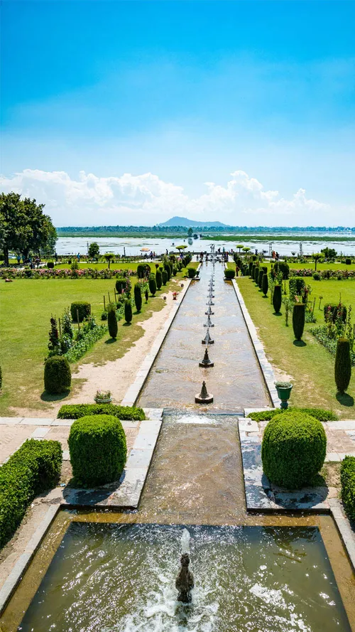 6 Must-Visit Gardens In Srinagar