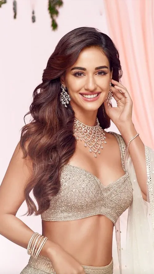 5 Celeb Approved Ways To Style Your Jewels  