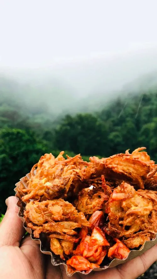 8 Delicious Fritters To Indulge In This Monsoon