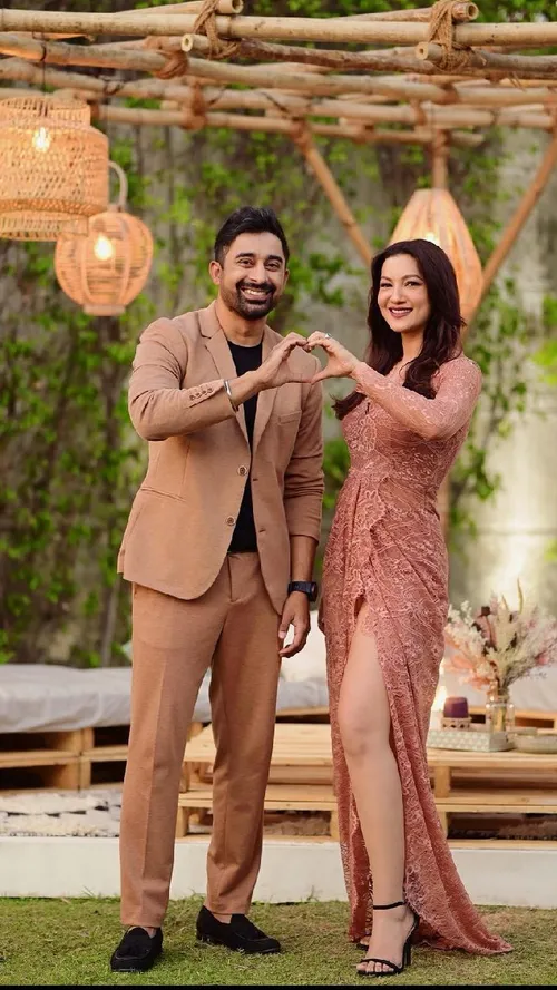 6 Shows On Dating And Weddings To Binge Watch On The I-Day Long Weekend