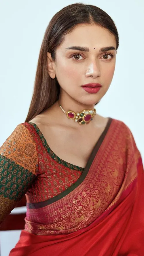 Your Guide To Quick And Easy Diwali Makeup