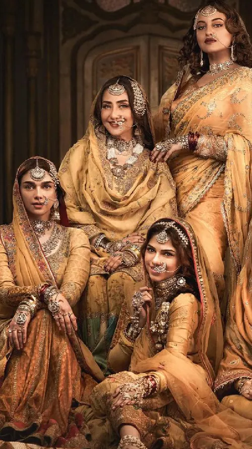 All That You Need To Know About Sanjay Leela Bhansali's Heeramandi