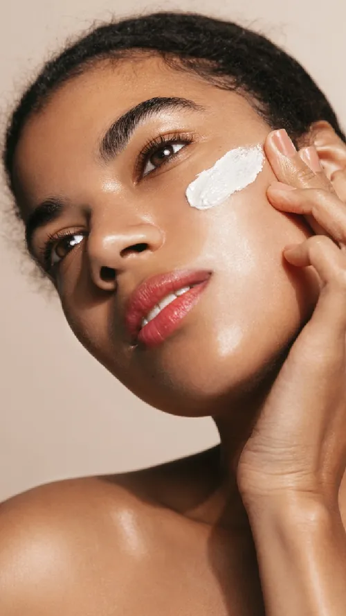 5 Healthy Skincare Habits To Adopt In 2023