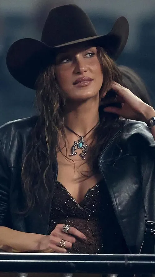 Everybody Seems To Be In Their 'Cowgirl' Era & It's Exciting