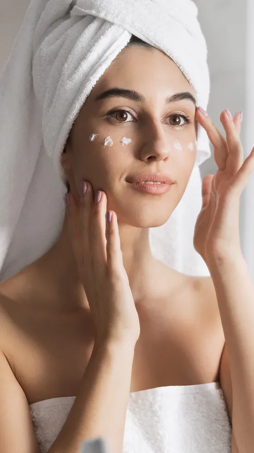 Treat Your Peepers With These Under-Eye Creams 