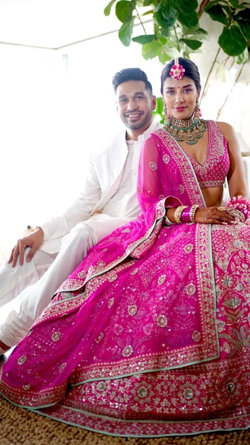 9 Times Celebs Aced Ethnic Looks In Anita Dongre Ensembles