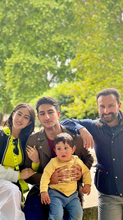 Sara Ali Khan's London Vacation Is All About Bonding With Family 