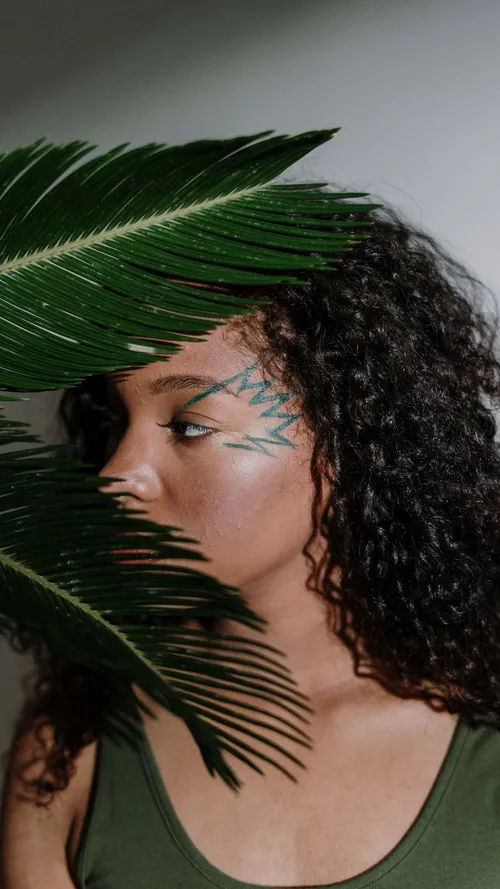 6 Haircare Tips To Maintain Curly Hair In Monsoon